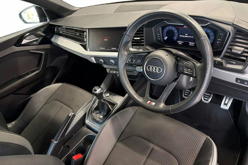 Audi A1 1.0 Tfsi 25 S Line Sportback 95 LL72UWR Black #6