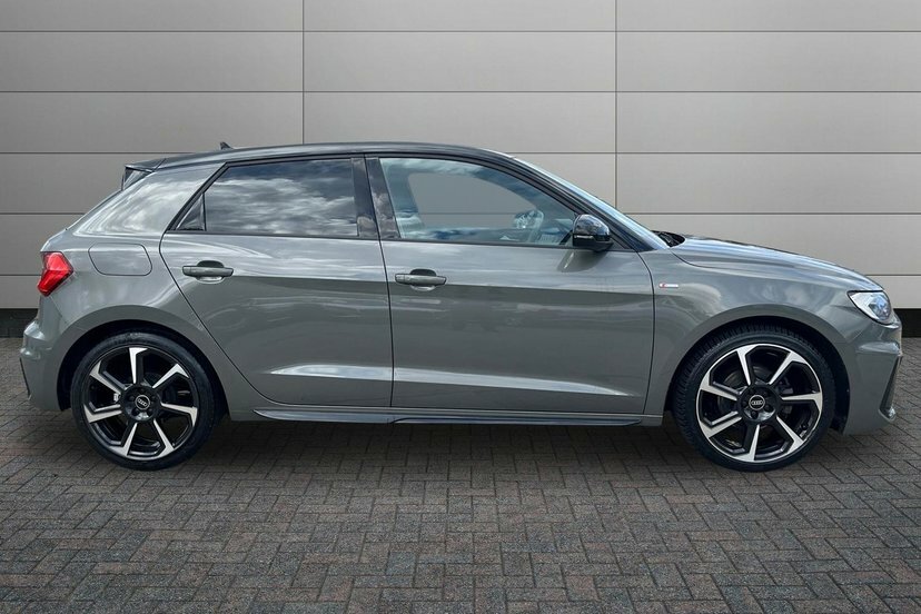 Audi A1 1.0 Tfsi 30 Black Edition Sportback S T LM22DYW Grey #4
