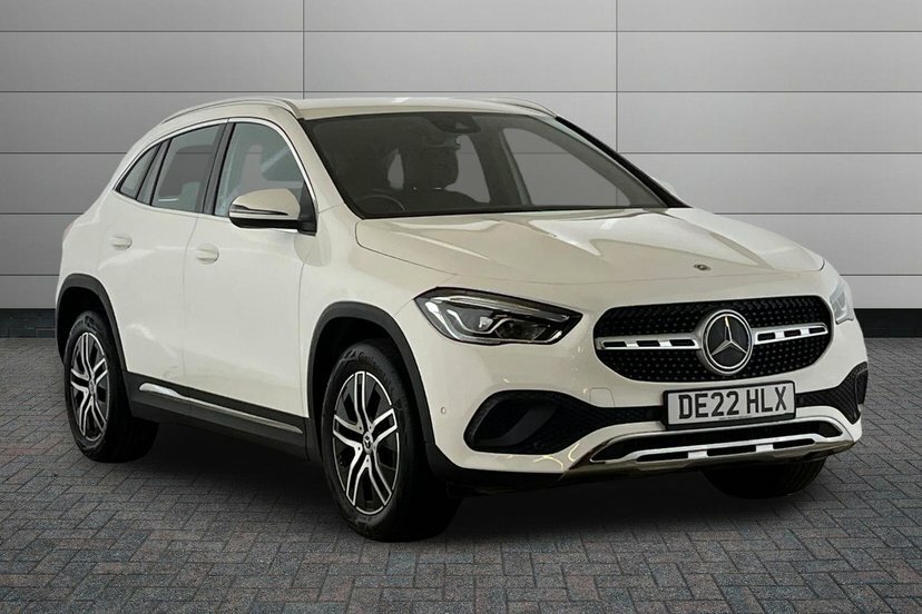 Mercedes-Benz GLA Class Gla 180 Sport Executive White