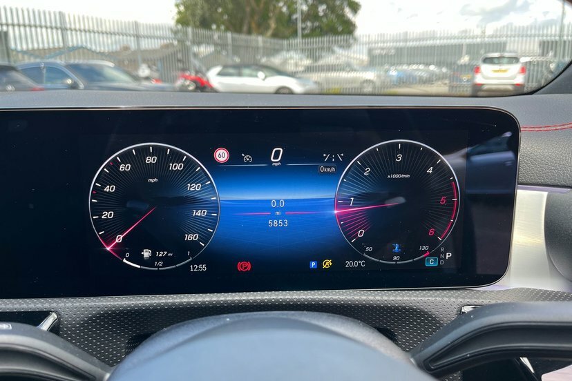 Mercedes-Benz CLA Class 2.0 Cla220d Amg Line Premium Coupe 8G KS25UKB White #6