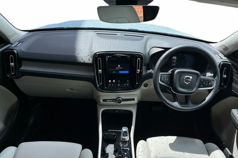 Volvo XC40 2.0 B4 Mhev Ultra Bright Suv Hybrid Dct HK74ENC Blue #6