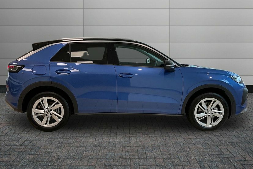 Volkswagen T-Roc 1.5 Etsi Mhev Style Suv Hybrid Dsg 150 EA26AFO Blue #4
