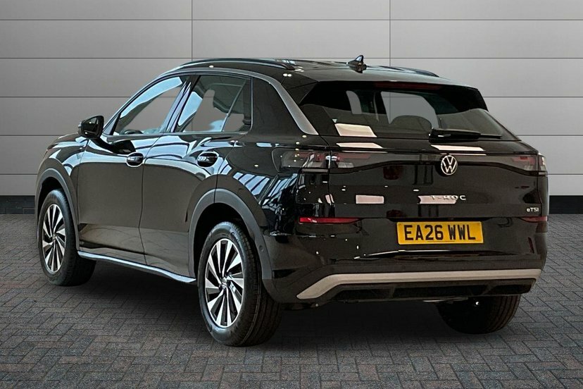 Volkswagen T-Roc 1.5 Etsi Mhev Life Suv Hybrid Dsg 150 EA26WWL Black #3