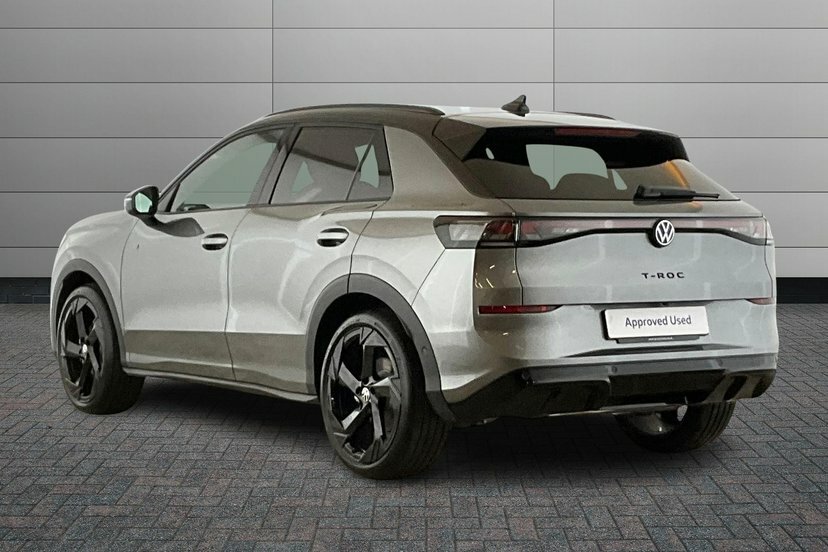 Volkswagen T-Roc 1.5 Etsi Mhev R-line Suv Hybrid Dsg 15 AP26BFF Grey #3