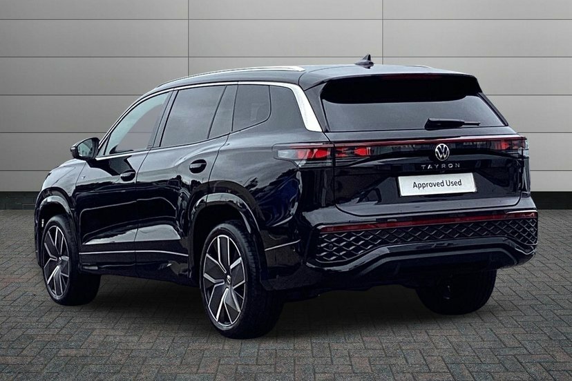 Volkswagen Tayron 2.0 Tdi R-line Suv Dsg 150 Ps Black #3