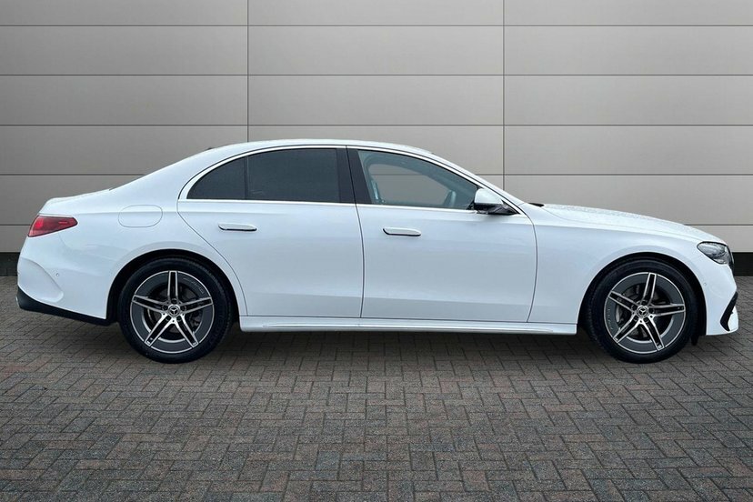 Mercedes-Benz E Class 2.0 E220dh Mhev Amg Line Advanced Saloon Die KT25UTH White #3