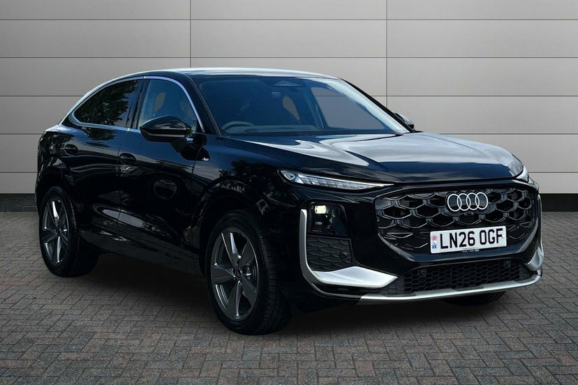 Audi Q3 1.5 Tfsi S Line Sportback S Tronic 150 Black