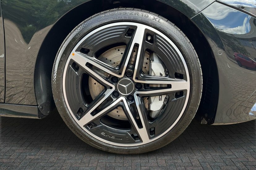 Mercedes-Benz A Class A35h Mhev Amg Premium KT25LPN Black #4
