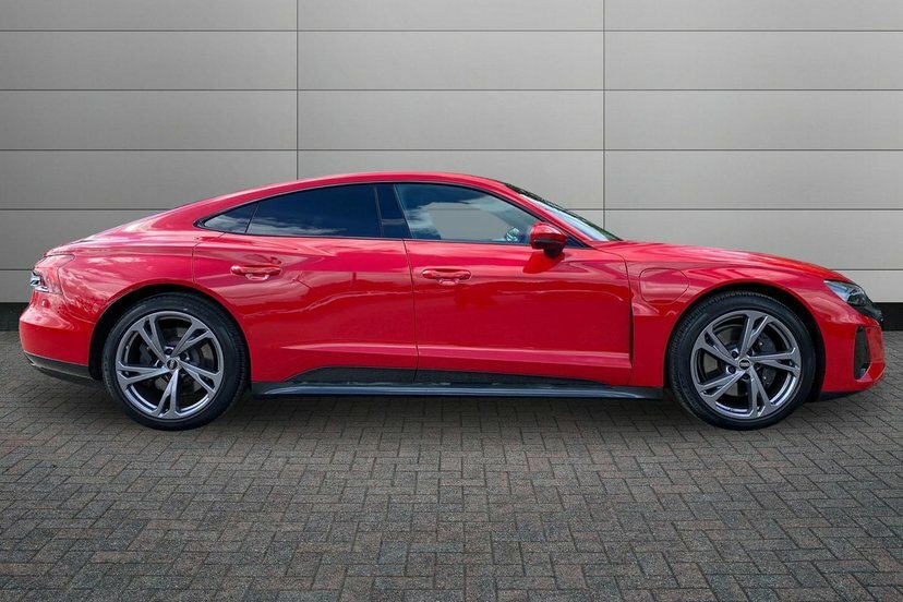 Audi E Tron GT 93.4Kwh Saloon Quattro 476 Ps Red #4