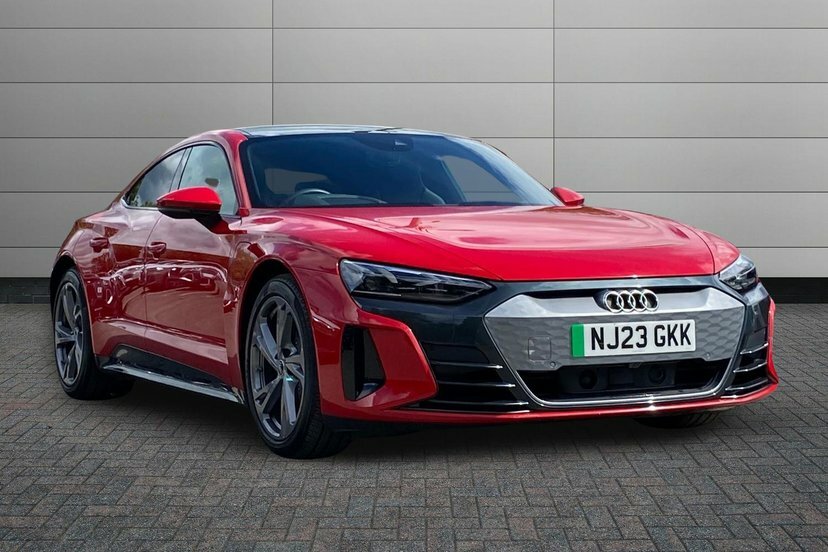 Audi E Tron GT 93.4Kwh Saloon Quattro 476 Ps Red