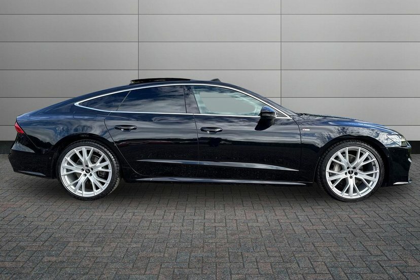 Audi A7 2.0 Tfsi 45 S Line Sportback S Tronic Q Black #4