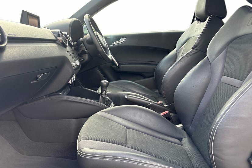 Audi A1 2.0 Tdi Black Edition Hatchback KT14BPV Grey #2
