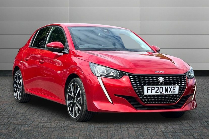 Peugeot 208 1.2 Puretech Allure Premium Hatchback M Red