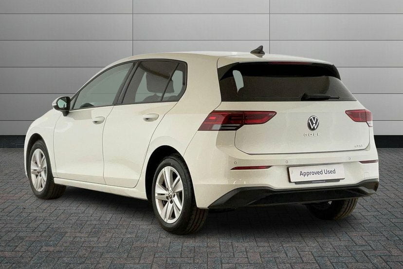 Volkswagen Golf 1.5 Etsi Mhev Life Hatchback Hybrid Dsg CF71YDV White #3