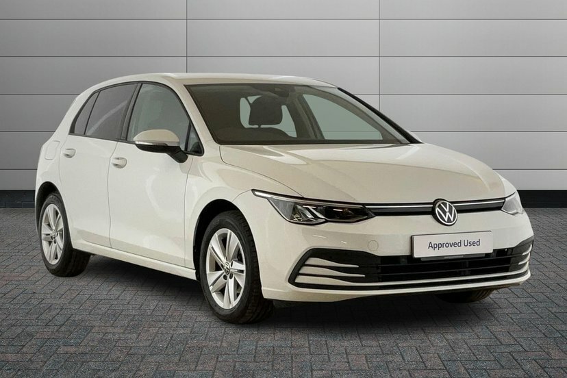 Volkswagen Golf 1.5 Etsi Mhev Life Hatchback Hybrid Dsg White