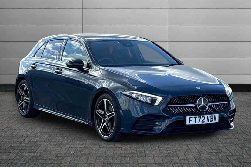 Mercedes-Benz A Class 1.3 A180 Amg Line Premium Hatchback 7 Blue