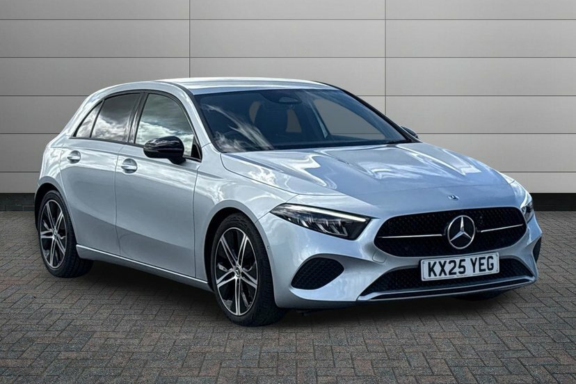 Mercedes-Benz A Class 1.3 A180h Mhev Sport Edition Hatchback Silver