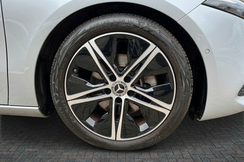 Mercedes-Benz A Class 1.3 A180h Mhev Sport Edition Hatchback KN25ZHP Silver #4
