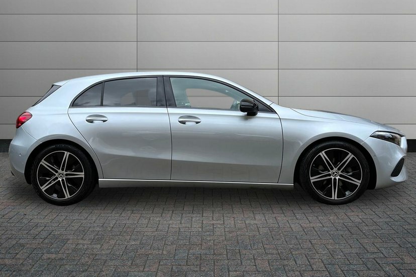 Mercedes-Benz A Class 1.3 A180h Mhev Sport Edition Hatchback KN25ZHP Silver #3