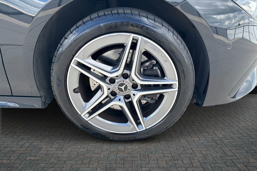 Mercedes-Benz CLA Class Cla250e 15.6Kwh Amg Line Executive Coupe KU25MVK Grey #4