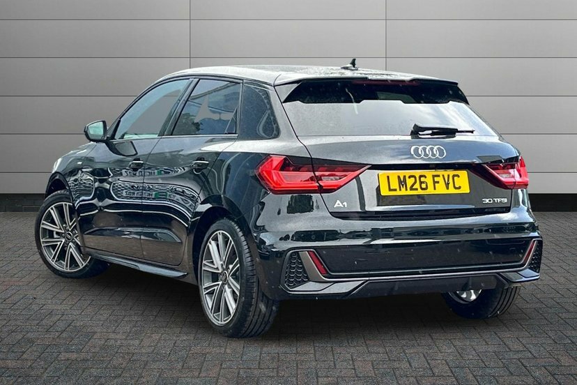 Audi A1 1.0 Tfsi 30 S Line Sportback S Tronic LM26FVC Black #3
