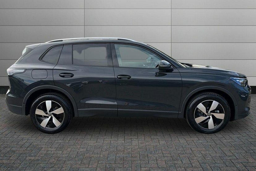 Volkswagen Tiguan 2.0 Tdi Match Suv Dsg 150 Ps AE26UPL Grey #4