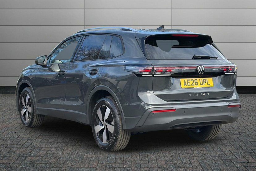 Volkswagen Tiguan 2.0 Tdi Match Suv Dsg 150 Ps AE26UPL Grey #3