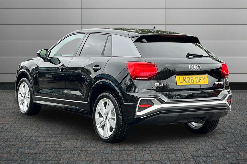 Audi Q2 1.5 Tfsi Cod 35 S Line Suv S Tronic 15 LN26OFY Black #3