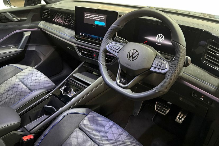 Volkswagen Tiguan 1.5 Etsi Mhev R-line Suv Hybrid Dsg 15 AE26UKD Grey #6