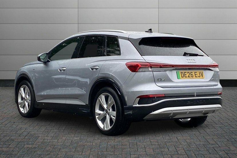 Audi Q4 E Tron 40 S Line 63Kwh DE26EJV White #3