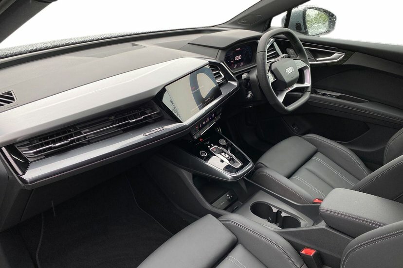 Audi Q4 E Tron 40 S Line 63Kwh DE26EJV White #2