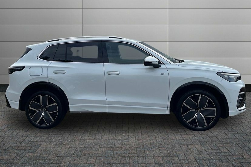 Volkswagen Tiguan 2.0 Tdi R-line Suv Dsg 150 Ps AE26UMH White #4