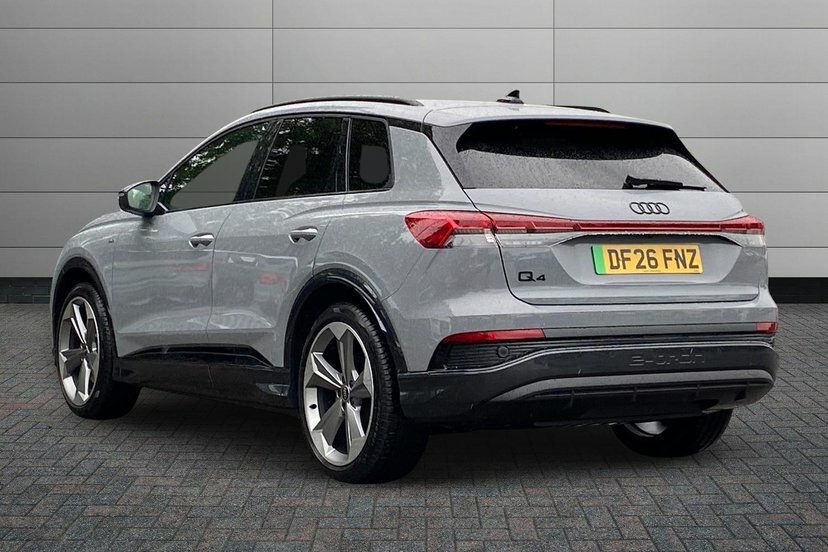 Audi Q4 E Tron 45 Black Edition Suv 82Kwh 286 DF26FNZ Grey #3