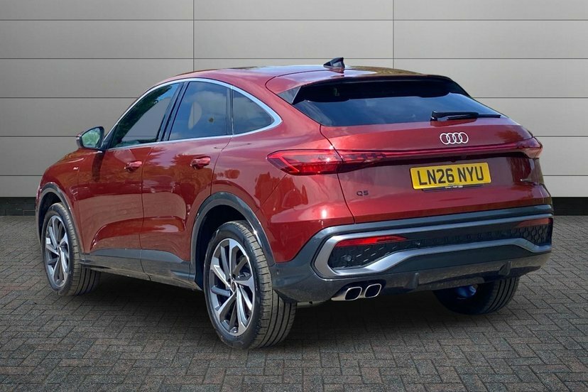 Audi Q5 2.0 Tdi S Line Sportback S Tronic Quatt LN26NYU Red #3