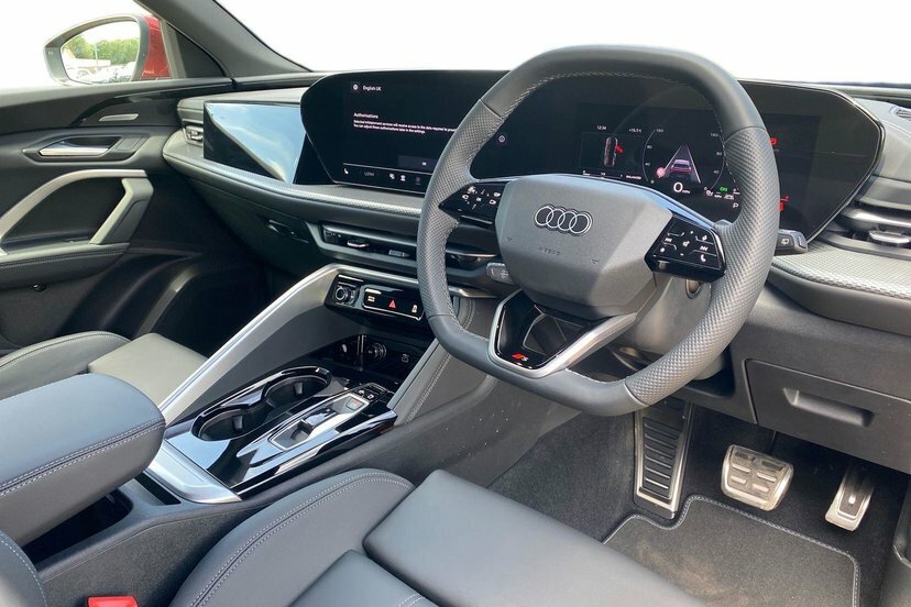 Audi Q5 2.0 Tdi S Line Sportback S Tronic Quatt LN26NYU Red #6