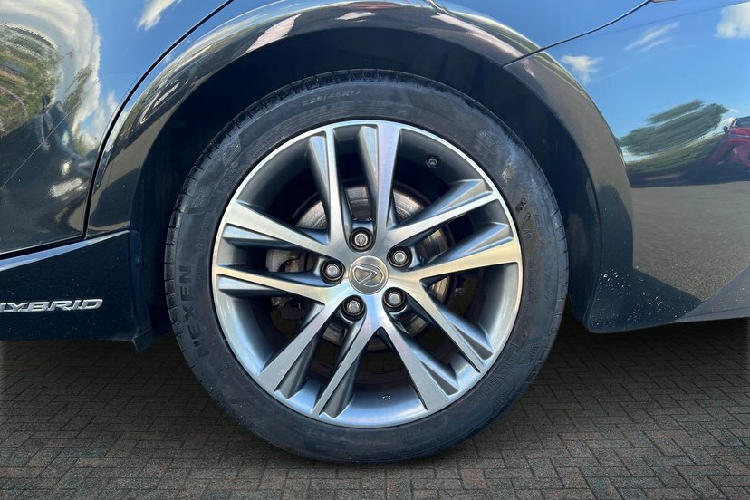 Lexus IS 2.5 300H Advance Saloon Hybrid E-cvt 2 MA68KBN Black #5