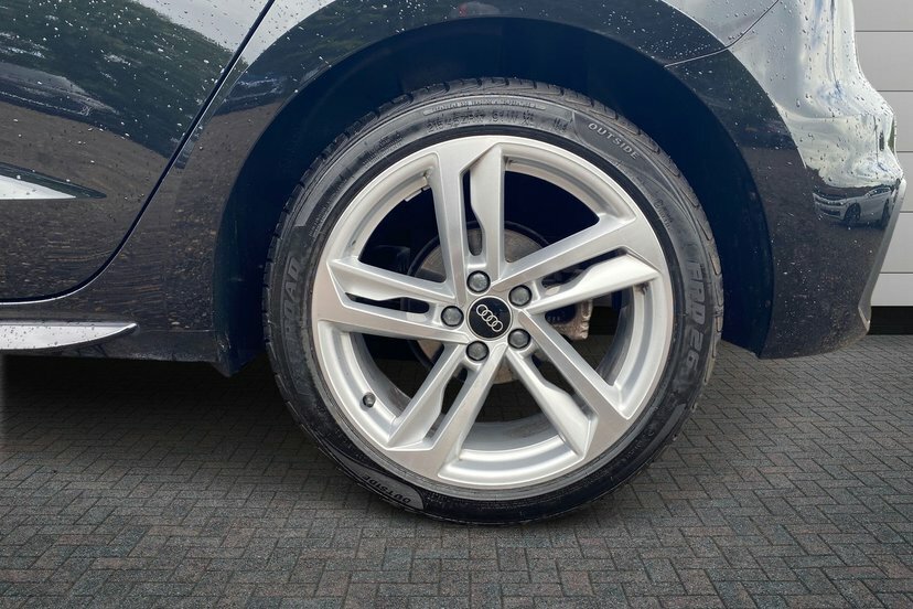 Audi A1 1.0 Tfsi 30 S Line Sportback 11 EX72COJ Black #5