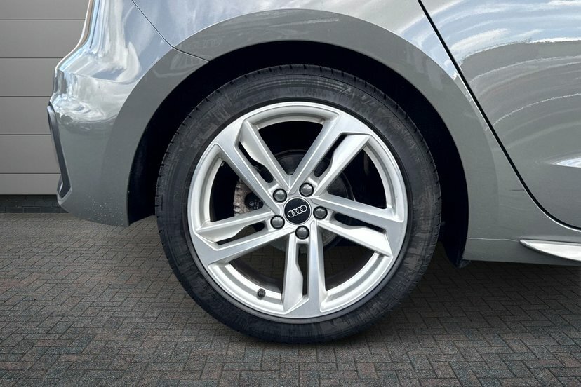 Audi A1 1.0 Tfsi 30 S Line Sportback S Tronic EP23AXM Grey #5