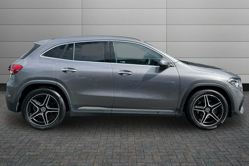 Mercedes-Benz GLA Class Gla200 Amg Line Premium KN23WVX Grey #3