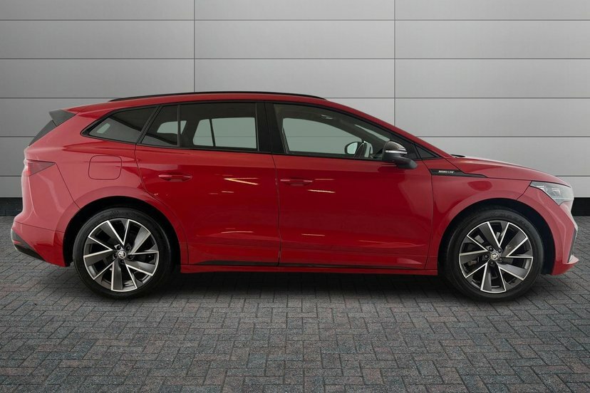 Skoda ENYAQ Enyaq Iv 80X Sportline 82 Kwh 265 Ps Single Speed Red #4