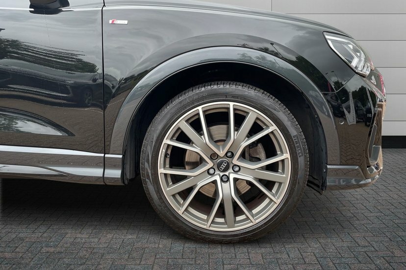 Audi Q3 2.0 Tfsi 45 Vorsprung Suv S Tronic Quat YG69WBU Black #5