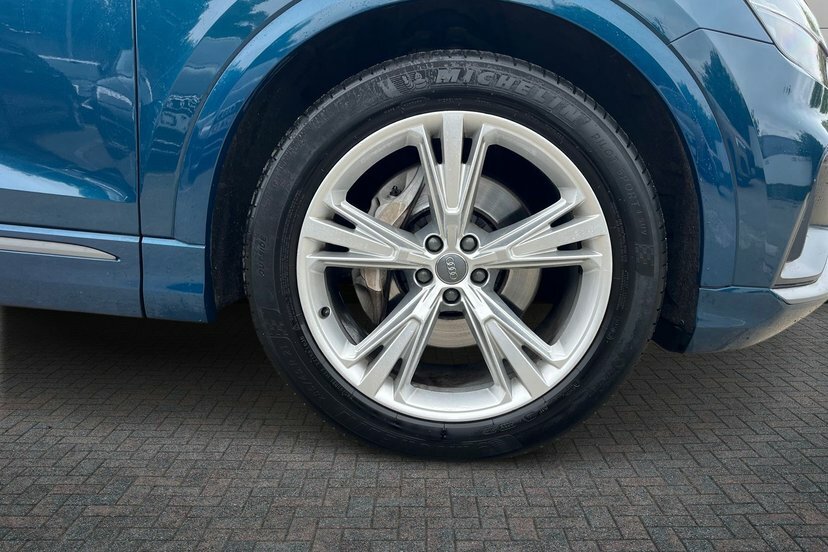 Audi Q8 3.0 Tdi V6 50 S Line Suv Tiptronic Quat FT19UCJ Blue #5