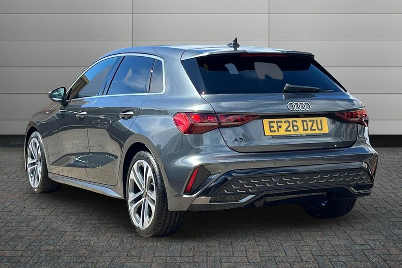 Audi A3 1.5 Tfsi S Line Sportback S Tronic 150 EF26DZU Grey #3