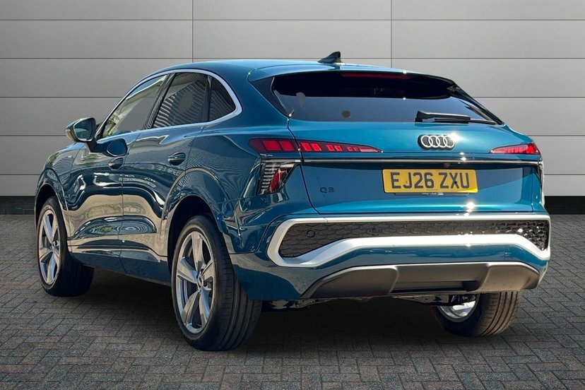 Audi Q3 1.5 Tfsi S Line Sportback S Tronic 150 EJ26ZXU Blue #3