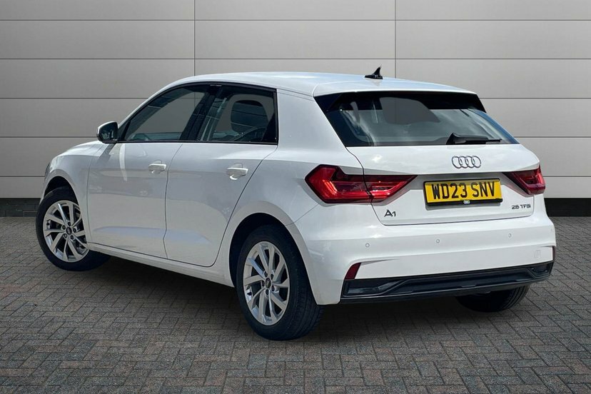 Audi A1 1.0 Tfsi 25 Sport Sportback 95 WD23SNV White #3