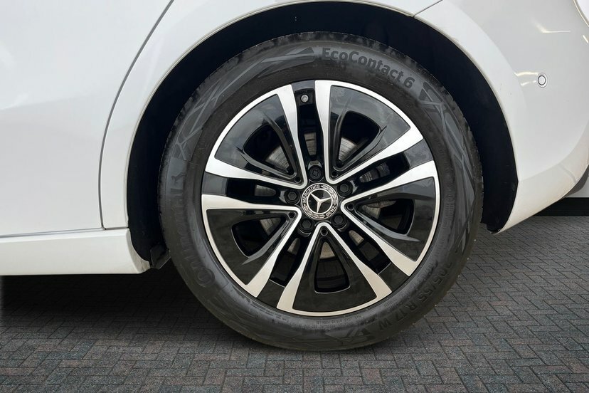 Mercedes-Benz A Class A180 Sport Executive AO23ZNZ White #4