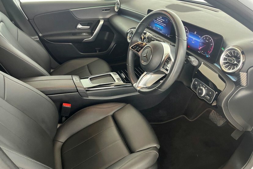 Mercedes-Benz A Class A180 Sport Executive AO23ZNZ White #5
