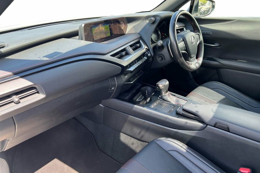 Lexus UX 2.0 250H F Sport Suv Hybrid E-cvt E-fou YE19UWX White #2