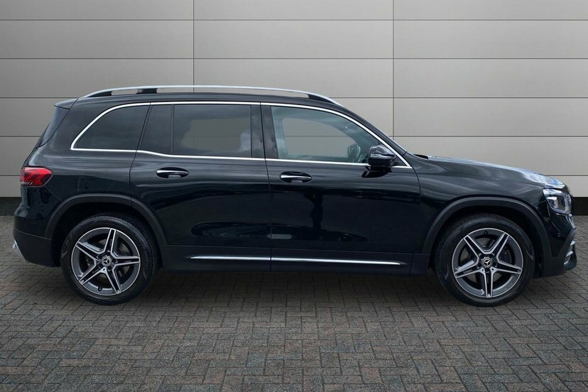 Mercedes-Benz GLB Class Glb220d Amg Line Premium Suv 4Matic Black #3