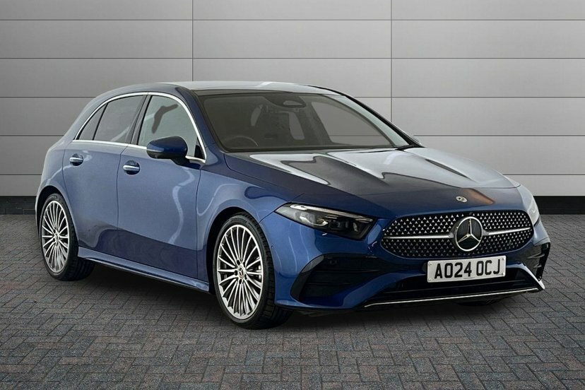 Mercedes-Benz A Class A180 Amg Line Premium Plus Blue